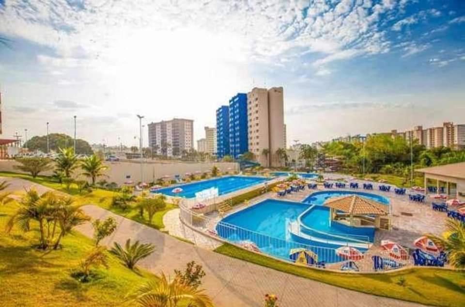 Golden Dolphin 3Pessoas Com Piscinas Termais Mais Toalhas E Roupas De Cama Lencois Travesseiros Fronhas Limpeza Do Check In Impostos E Taxas Ja Incluso Atencao A Hospedagem Podera Ocorrer No Express Ou Grand Hotel,Conforme A Disponibilidade De Apto Caldas Novas Exterior foto