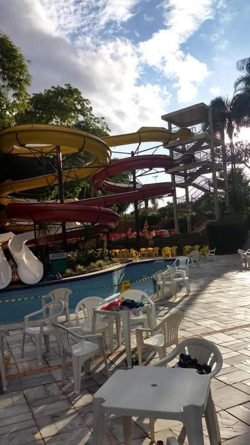 Golden Dolphin 3Pessoas Com Piscinas Termais Mais Toalhas E Roupas De Cama Lencois Travesseiros Fronhas Limpeza Do Check In Impostos E Taxas Ja Incluso Atencao A Hospedagem Podera Ocorrer No Express Ou Grand Hotel,Conforme A Disponibilidade De Apto Caldas Novas Exterior foto